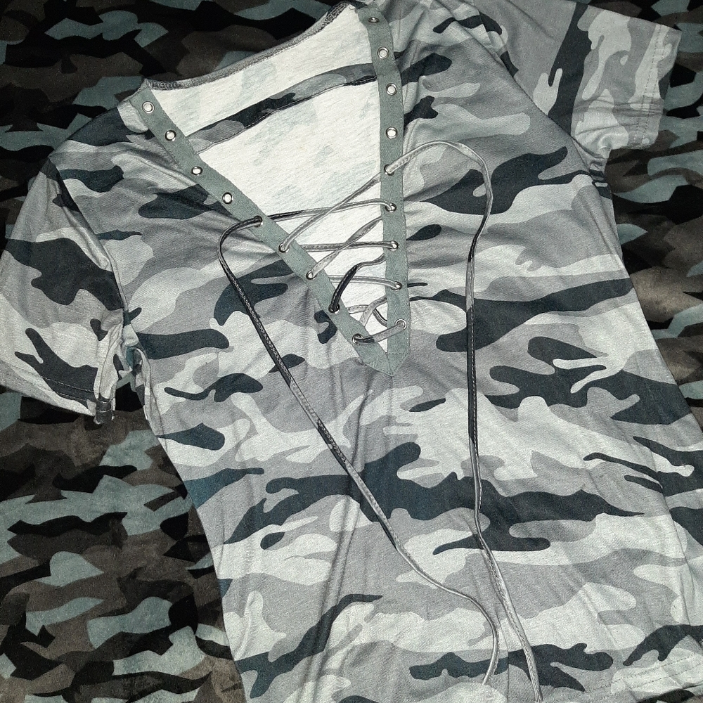 Camo lace-up top
